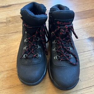 Columbia Newton Ridge Hiking Boots